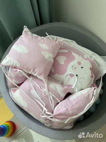 Бортики в детскую кроватку