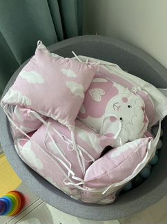 Бортики в детскую кроватку