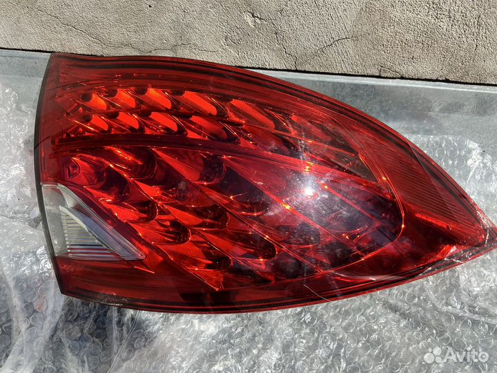 Фонарь задний левый porsche cayenne 958