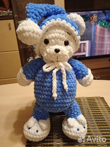 Мишка из плюша ручной работы