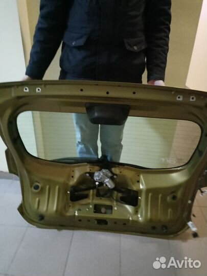 Крышка багажника renault sandero stepway 2