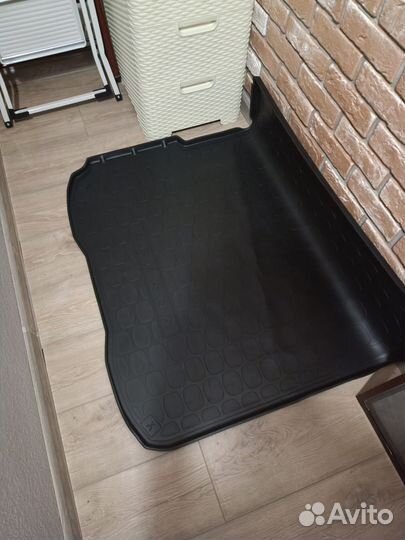 Коврик в багажник Аркана