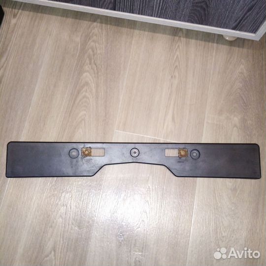 Площадка номерного знака Toyota RAV 4 40