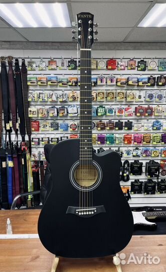 Гитара акустическая новая