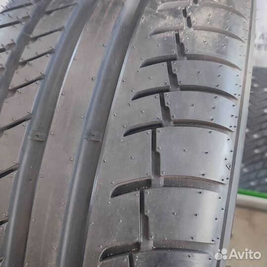 Cooper Zeon CS Sport 255/35 R20 97Y