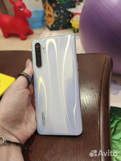 realme XT, 8/128 ГБ