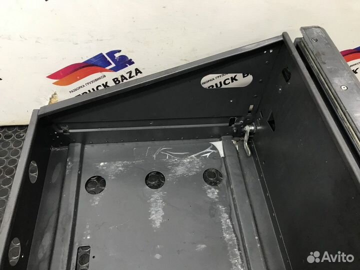 Бардачок спальника Scania 4-series