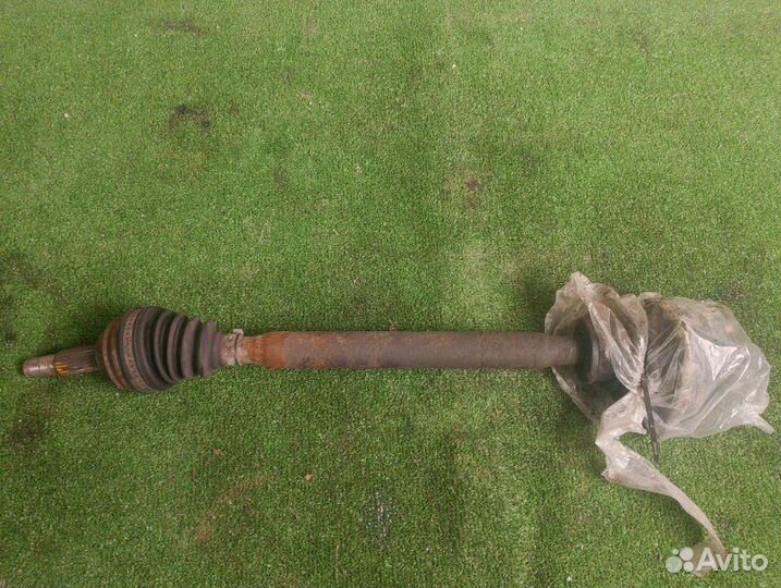 Привод Renault Logan 1.6 2017