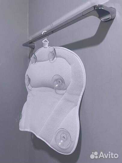 Подушка под голову для ванной