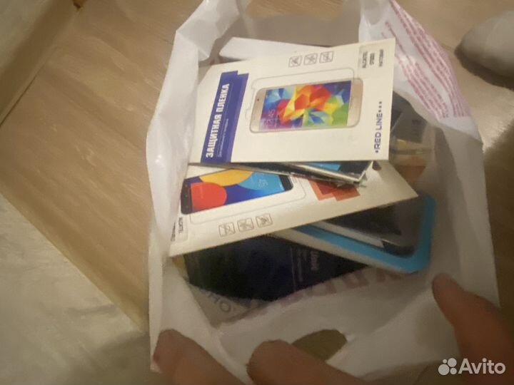 Чехлы для телефонов