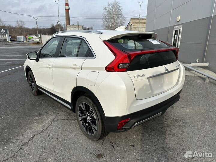 Mitsubishi Eclipse Cross 1.5 CVT, 2023, 52 км