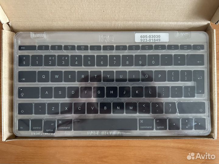 Клавиши оригинальные на MacBook