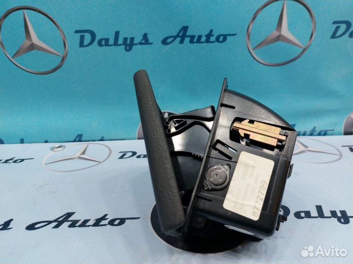 Пепельница задняя левая Mercedes-Benz E-Class W211