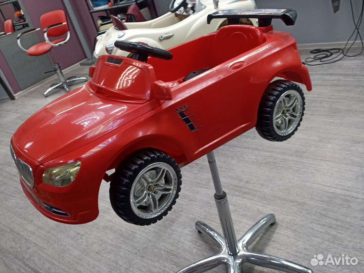 Парикмахерское кресло бу