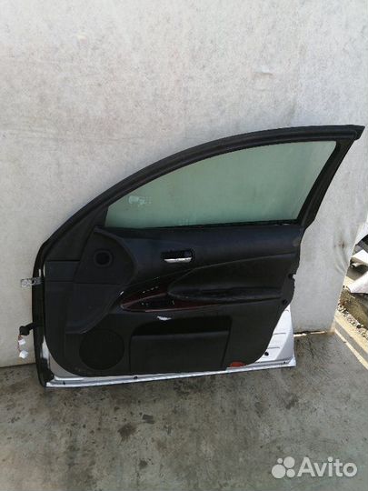Дверь передняя правая Lexus Gs300 GRS191