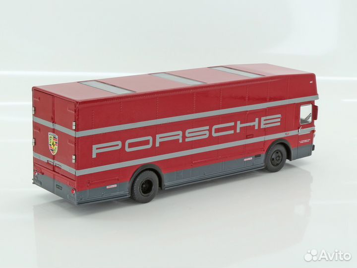 Последняя Mercedes Benz O317 Renntrans 1/64 Schuco