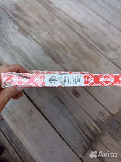 Сальник передней ступицы 019.364elring