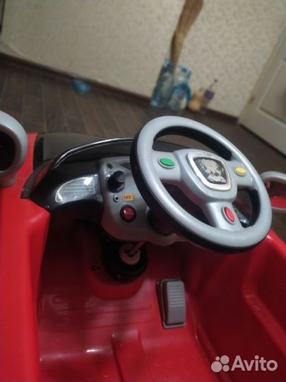 Детский электромобиль бу
