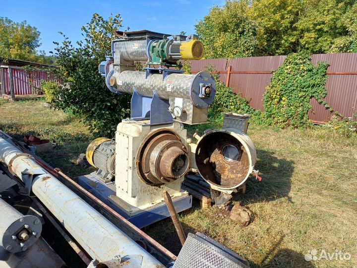 Гранулятор, дробилка-измельчитель