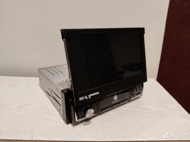 Магнитола 1 DIN Android с экраном