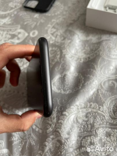 Телефон iPhone 11 128gb весь в оригинале