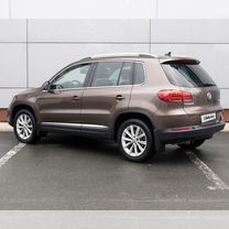 Volkswagen Tiguan 2.0 AT, 2015, 152 746 км, с пробегом, цена 1 899 000 руб.