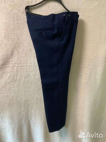 Новый школьный костюм 3-ка