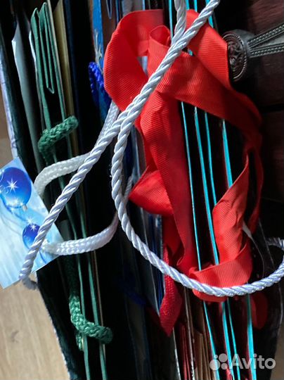 Подарочные бумажные пакеты с разной тематикой