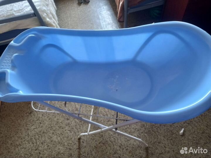 Детская ванна с подставкой