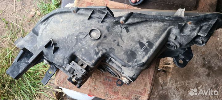 Фары на toyota camry 50