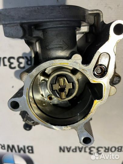 Вакумный насос Audi А4 седан cdhb 2008