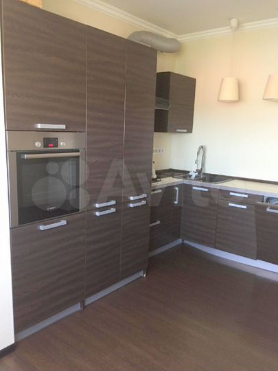 2-к. квартира, 65 м², 5/5 эт.