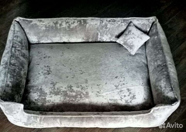 Лежанка для кошек и собак