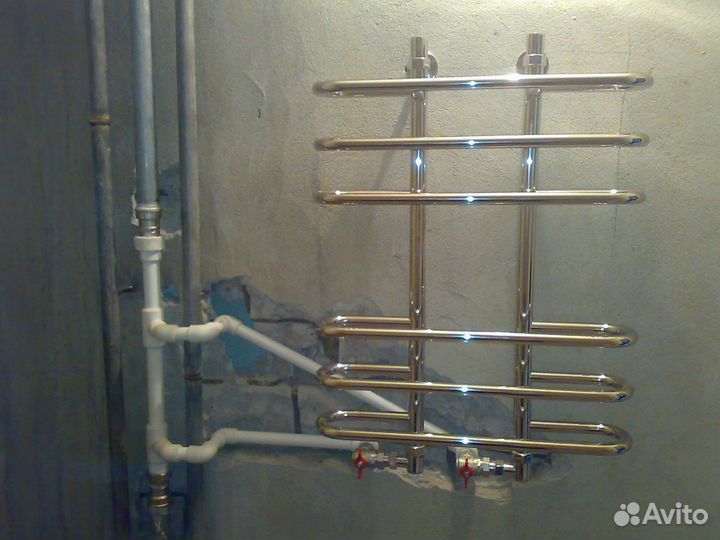 Услуги сантехника. Срочный выезд. Сантехник