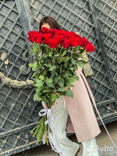 Цветы гигантские розы