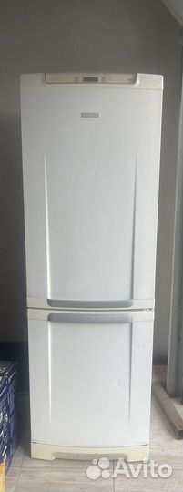 Холодильник Electrolux (доставка гарантия)