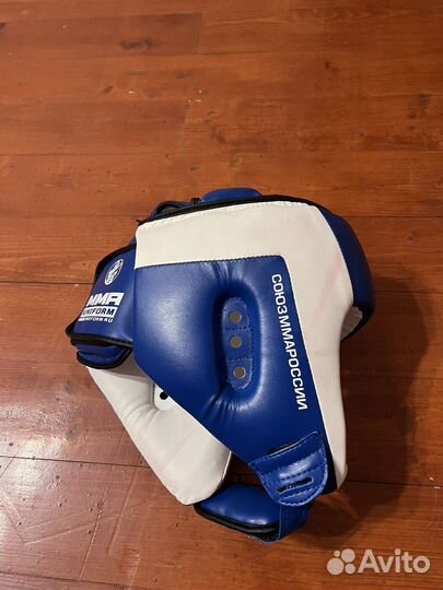 Боксерский шлем