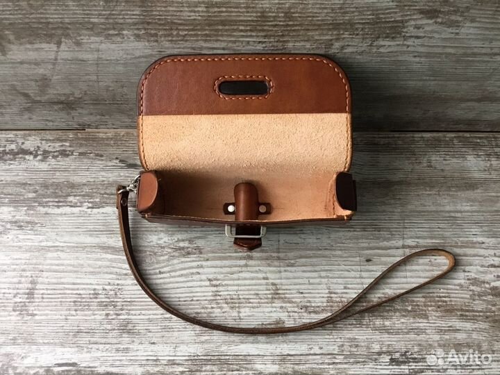Очечник из натуральной кожи ручной работы