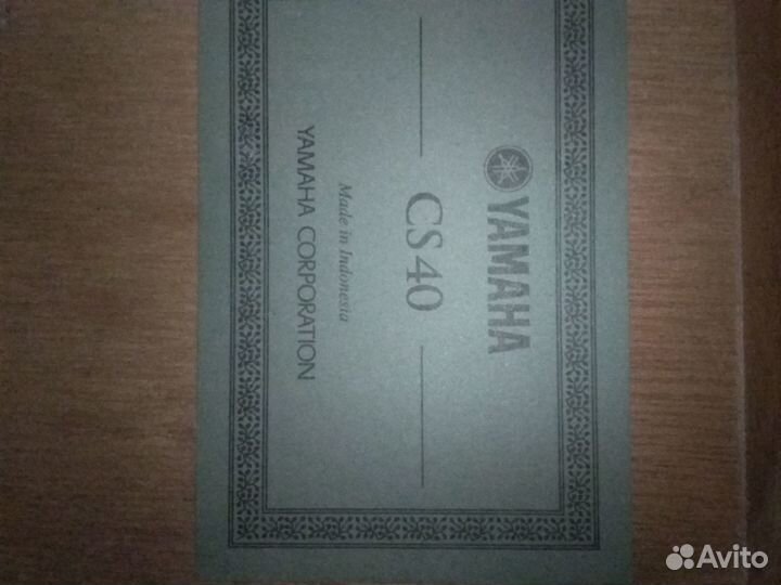 Гитара yamaha CS40