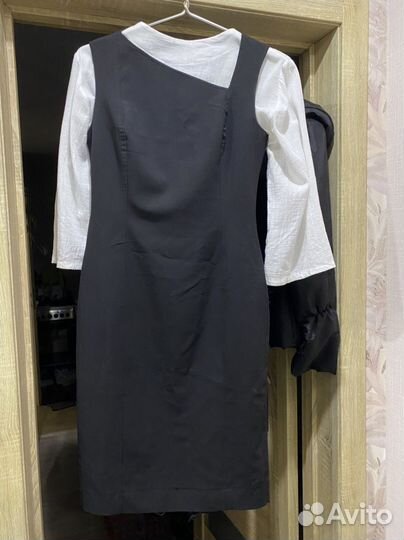 Маленькое черное платье 42 44