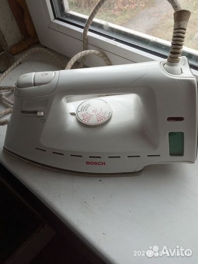 Утюг Elenberg SI-3002 1200вт отпариватель Bosh Tef