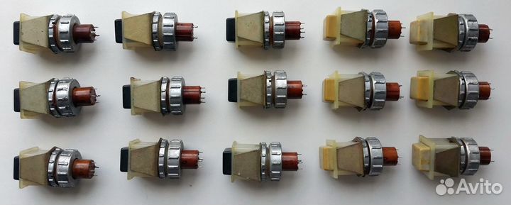 Кнопки мпк1-4В с крепежом