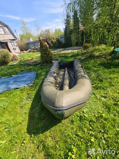 Надувная лодка