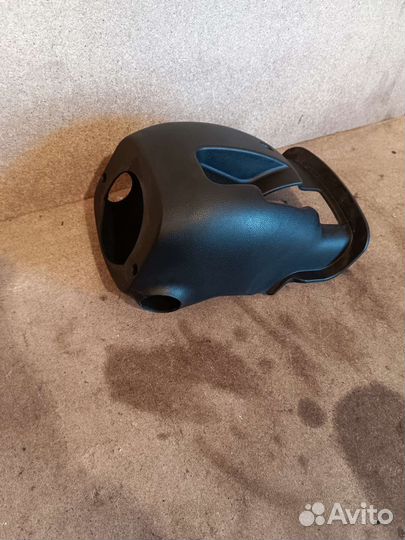 Кожух рулевой колонки Hyundai Solaris 1