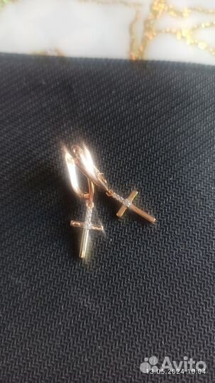 Серьги кресты