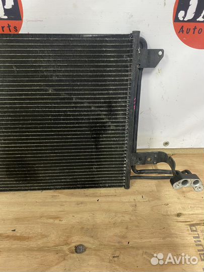 Радиатор кондиционера Audi TT 8J