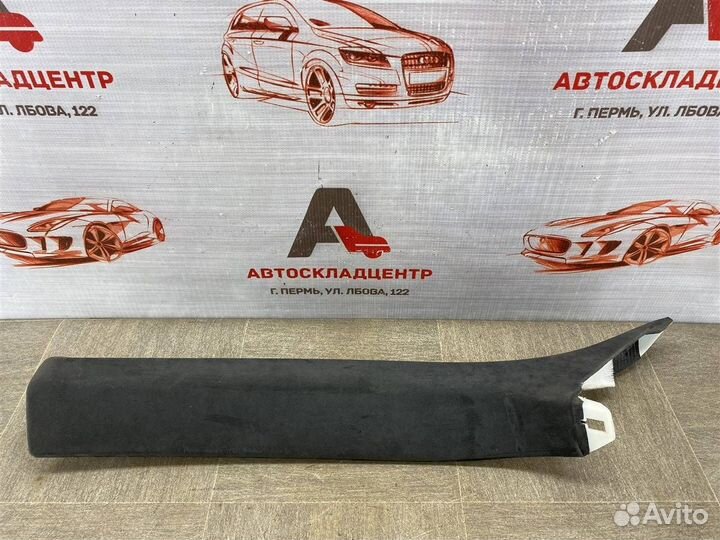Обшивка стойки кузова передняя левая Audi Q8