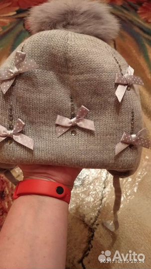 Шапка зимняя для девочки 50 новая