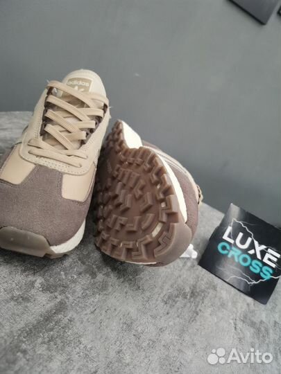 Кроссовки Adidas retropy e5