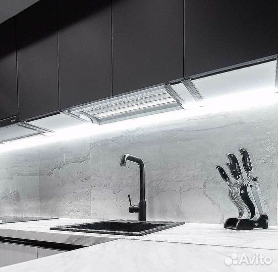 Кухонный гарнитур угловой